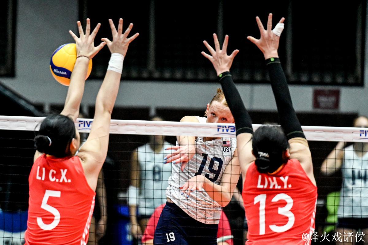 U21女排世锦赛：中国队3-0完胜美国，豪取5连胜挺进16强