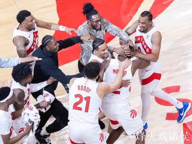 拉文狂砍36分带领公牛力挫凯尔特人喜迎3连胜,篮网击败猛龙致其吞下6连败 拉文狂砍36分带领公牛力挫凯尔特人喜迎3连胜,篮网击败猛龙致其吞下6连败