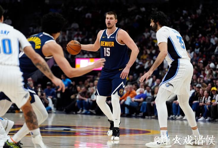 约基奇三双助掘金轻松击败魔术 热火大胜导致马刺三连败 约基奇三双助掘金轻松击败魔术 热火大胜导致马刺三连败